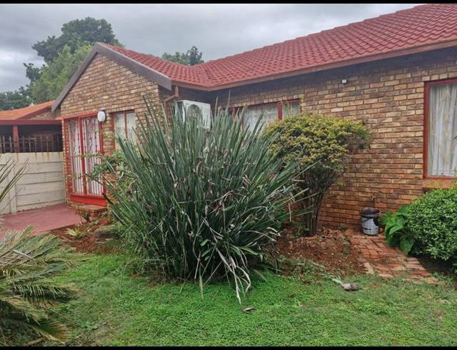 3 BEDROOM HOUSE FOR SALE IN CHANTELLE